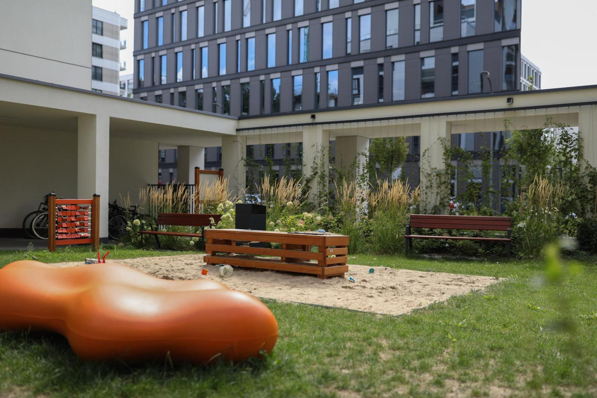 ורשה Apartament Zdziechowskiego With Parking And Ac, Mokotow מראה חיצוני תמונה